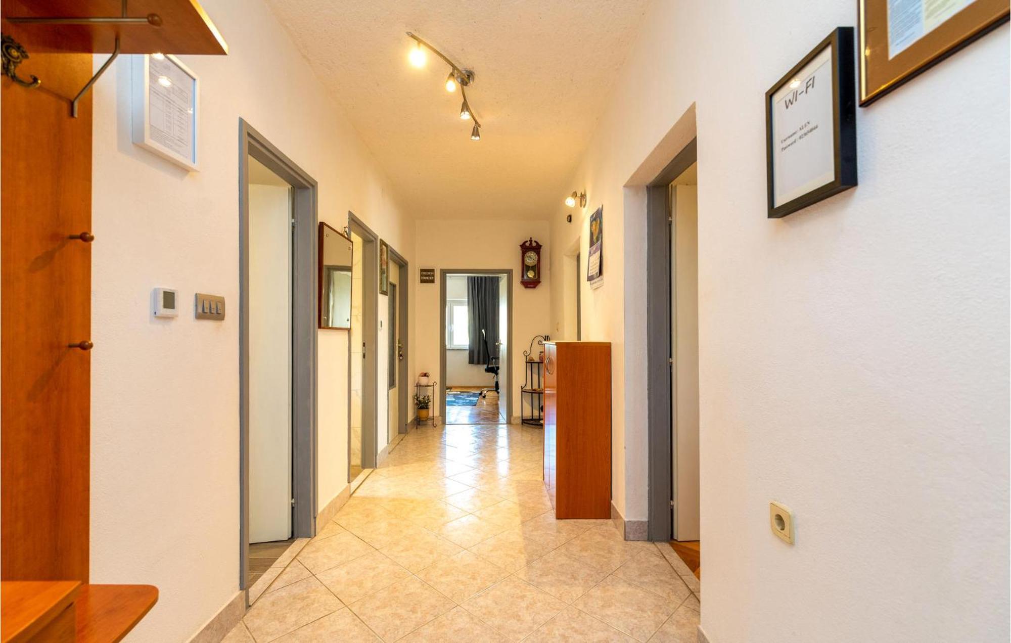 Lovely Apartment In Rovanjska With House Sea View Exterior photo